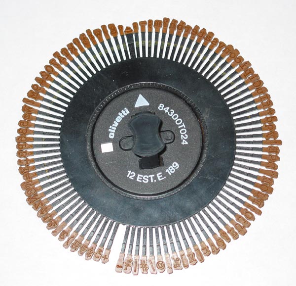 Olivetti daisy wheel font element