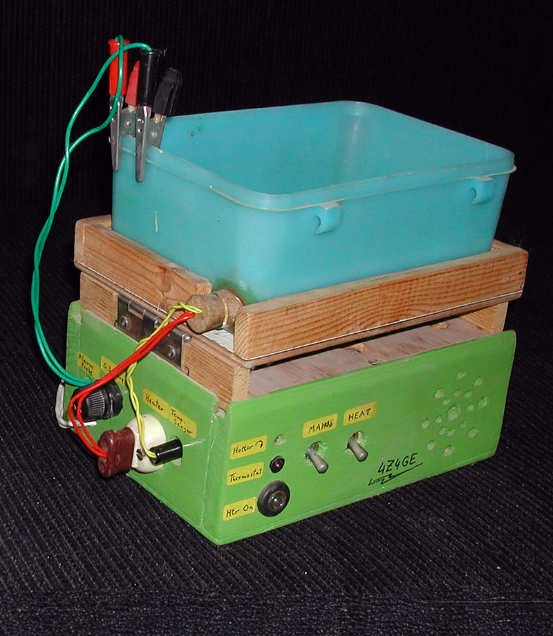 A homemade controlled-temperature circuit board etch bath