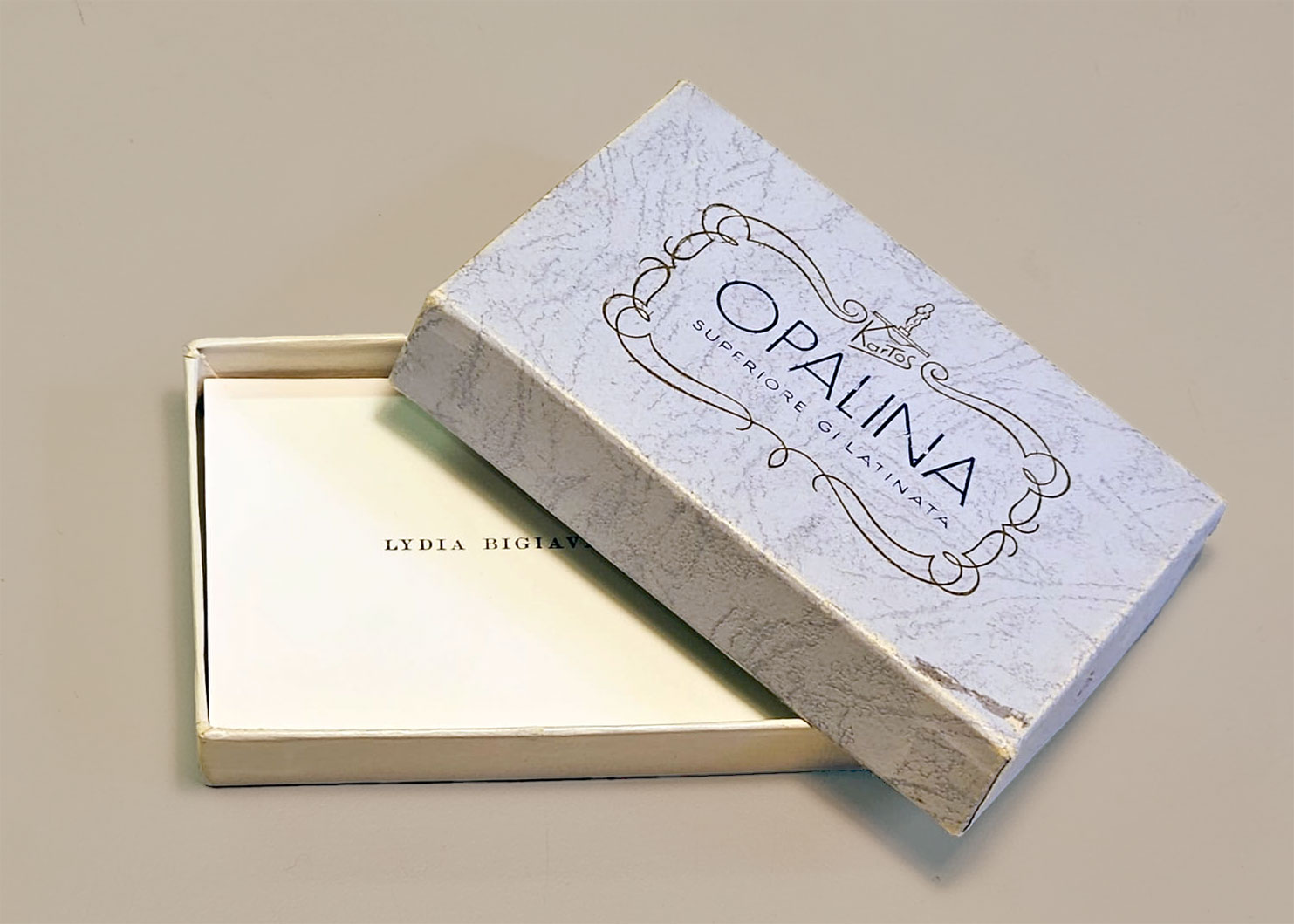 A box of visiting cards