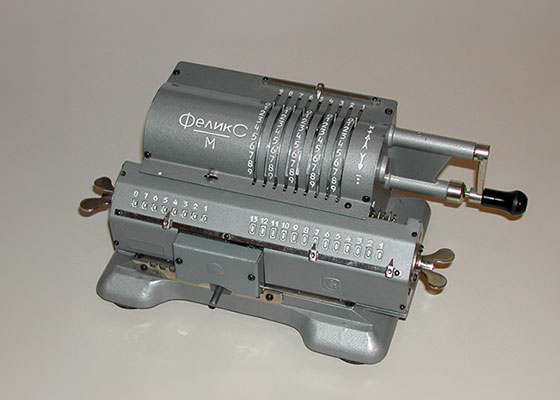 "Iron Felix" meets the Odhner calculator 31