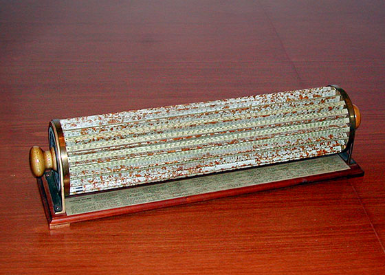 Thacher's monster slide rule 137
