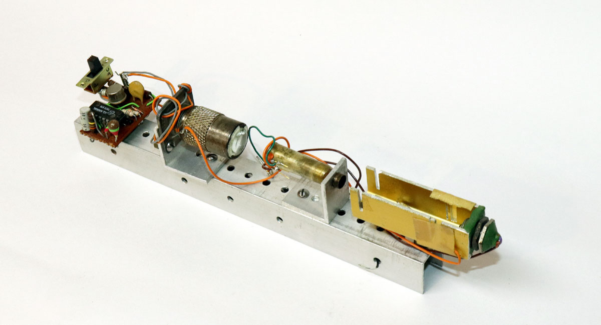 Improvised optical bench
