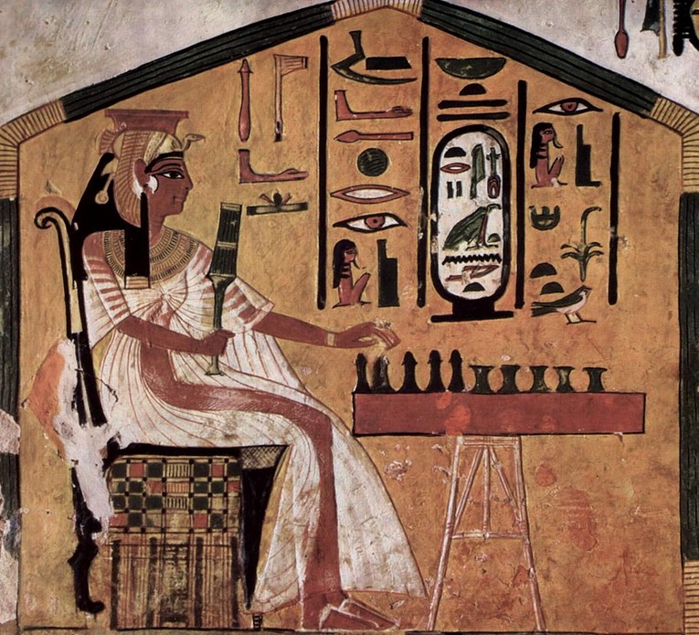 Queen Nefertari playing Senet
