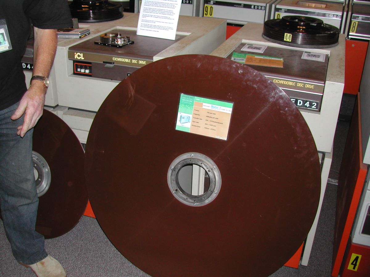 Bryant model 2 series 4000 hard disk platter.