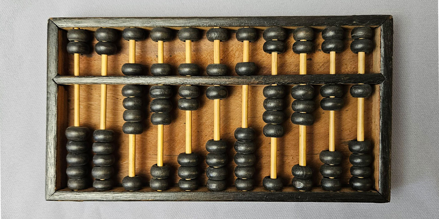 Beads, beads, and more beads! 2 A suanpan